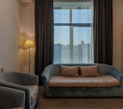 Senior Suite в Central City