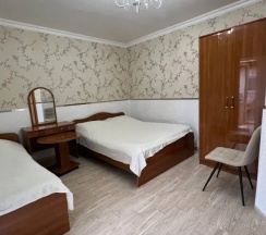 Трёхместный номер Standard в Камелия