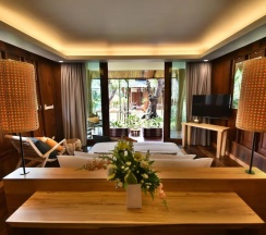 Вилла Deluxe с видом на бассейн в The Nine Thipthara Klongson Resort