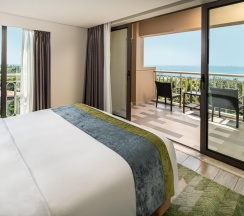 Четырёхместный люкс c 1 комнатой в Holiday Inn Resort Sanya Bay by IHG
