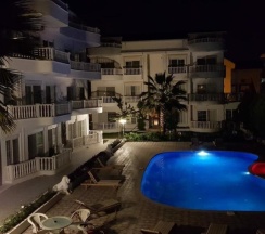 Апартаменты с видом на бассейн в BELKA GOLF RESİDENCE apt8 / BELEK