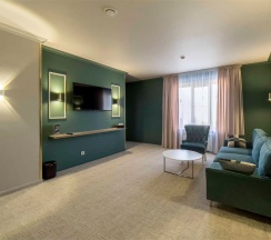 №4 ЛЮКС GRAND RESIDENT SUITE (2 комн., 50 м²) в Отель