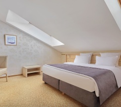 Мансарда в Пятый угол