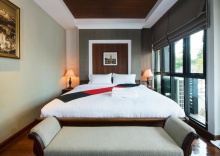 Люкс в Yotaka Bangkok Hotel