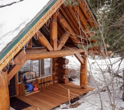 Дом с двумя спальнями  в Весенний