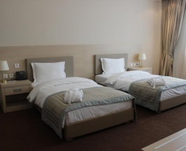 Семейный люкс с балконом и с видом на море в Caspian Riviera Grand Palace