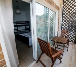 102 - Четырехместный номер с террасой в Азов Инн