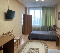 3-местный номер стандарт с 1 односпальной и 1 двуспальной кроватью (302,303) в Гармония