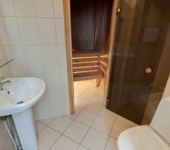 Suite With Sauna в Южно-приморский