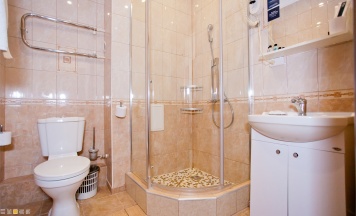 Стандарт + с балконом и видом на горы (две кровати по 80 см, кресло-кровать 80 см ) 3* в Golden hills