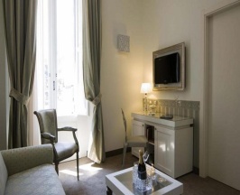 Двухместный полулюкс двуспальная кровать в JR Hotels Oriente Bari