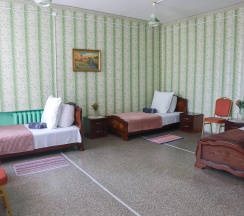 4-местный 2-комнатный номер эконом стандарт в Maxrooms дача Левитана под Плёсом