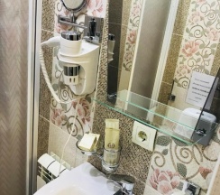 Стандарт с двумя раздельными кроватями в Art hotel