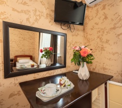 Номер стандарт с 3 односпальными кроватями в Изумруд