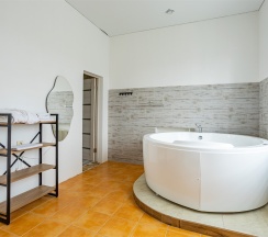 Студия Люкс в Мартон Сказка