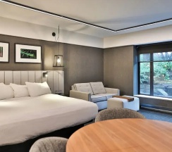 Номер Standard в Hotel Bonaventure Montreal