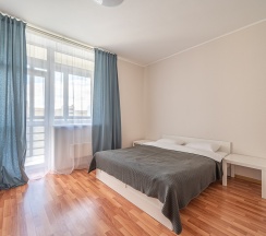 Улучшенная квартира ул. 8 Марта 190 на 17 этаже с отдельной спальней в Rooms-Eкб