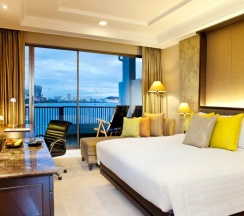 Двухместный клубный номер (двуспальная кровать) в Dusit Thani Pattaya