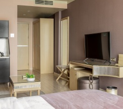 Улучшенный Стандарт Комфорт с видом на город DABL в Bay Garden