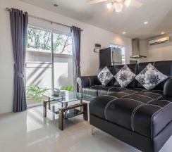 Коттедж с 2 комнатами в Thuan Resort