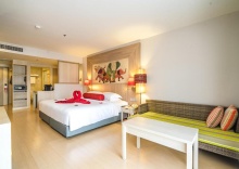 Двухместный номер Premier двуспальная кровать в Ramada by Wyndham Phuket Deevana Patong