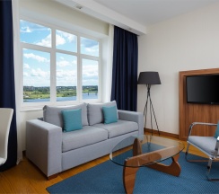 Апартаменты с 2 спальнями с видом на реку в Radisson Завидово