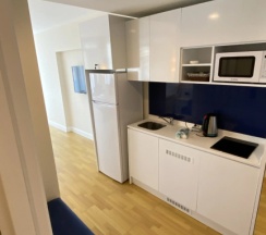 Трёхместный номер Deluxe с балконом и с видом на море в Апарт-отель MyGeorgia LLC Orbi City
