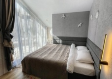 BIGROOM в Geometrika lounge hotel