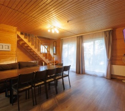 Коттедж семейный с 4 спальнями в Пасторское озеро