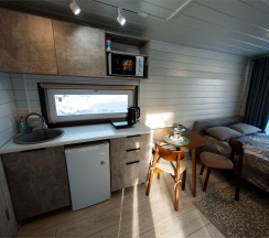 Needles Couple в Needles