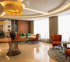 Двухместный клубный полулюкс двуспальная кровать в Sheraton