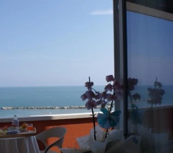 Четырёхместный номер Standard с видом на море в Hotel Palazzo Caveja