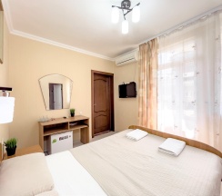 Стандарт с балконом в Три богатыря by Viva Hotels Group