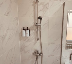 Семейный  двухкомнатный номер в Алёлин лес