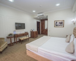 Двухместный номер Deluxe двуспальная кровать в Plaza Hotel Almaty