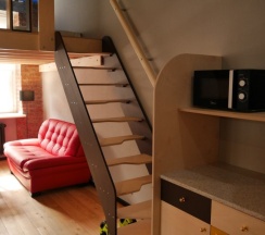 B студия в Hovel