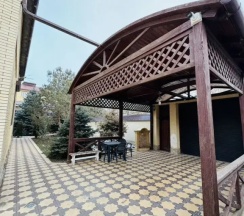 Шестиместные апартаменты с балконом в Гостевой дом