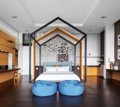 Двухместная вилла с видом на горы двуспальная кровать в The Private Pool Villas at Civilai Hill Khao Yai