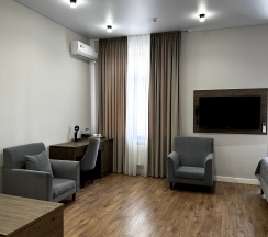 Люкс в Buta Hotel