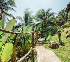 Номер Standard с красивым видом из окна в Railay Garden View Resort