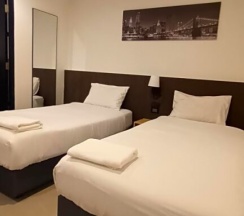 Двухместный номер Standard 2 отдельные кровати в Jellybean The Blocks Hostel Sukhumvit 10