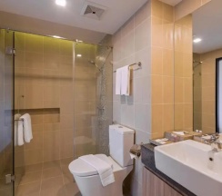Двухместный номер Grand Deluxe (двуспальная кровать) в Patong Bay Residence