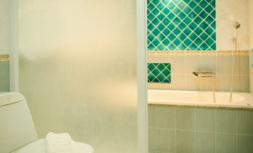 Двухместный семейный люкс двуспальная кровать в The Green Beach Resort