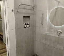 Двухместный семейный люкс (двуспальная кровать) в Апарт-Отель Николая Никонова 18
