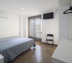 Двухместный номер Standard двуспальная кровать в Hostal Drassanes