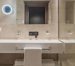 2-местный номер улучшенный с видом на озеро в Cosmos Collection Altay Resort