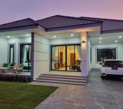 Вилла с 3 комнатами в Baan Dalah Buriram