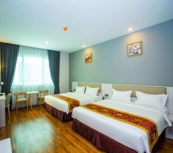 Четырёхместный номер Deluxe в Austin Park Hotel