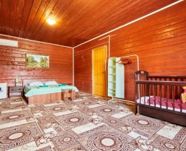 Номер делюкс семейный с 1 двуспальной кроватью в Русь