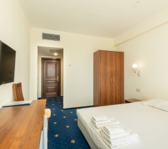 Номер Семейный в Европа